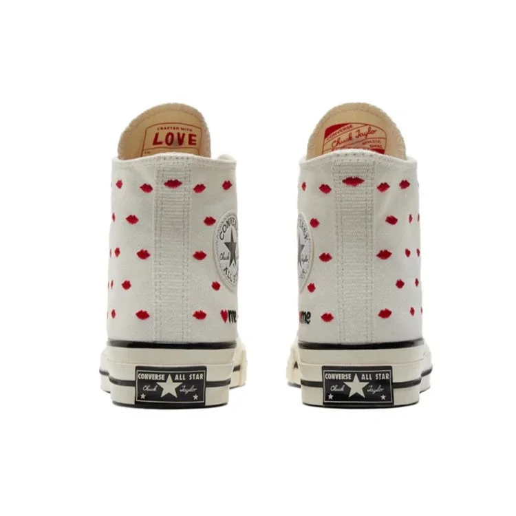 Chuck 70 Embroidered Lips High “Love Me – Vintage White” Chuck 70 Embroidered Lips High “Love Me – Vintage White”