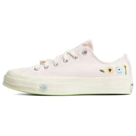 Chuck 70 “White Flower”