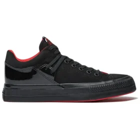 Chuck Taylor All Star “Standard Black”