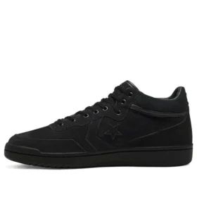 Fastbreak Pro Mid “Monocolor – Triple Black”