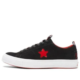 Hello Kitty x One Star Low Top “Black”