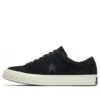 One Star Suede Low